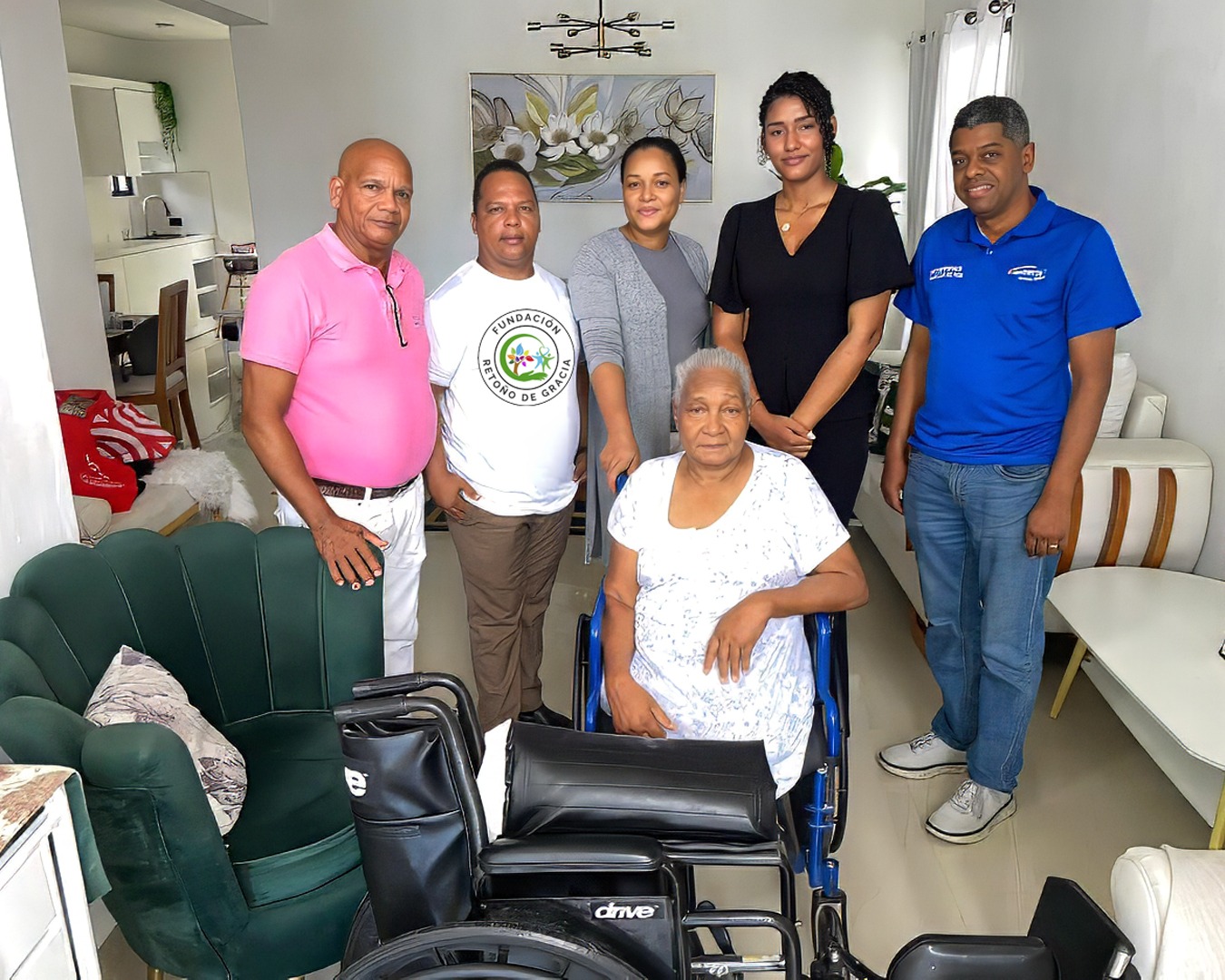 ❤️ Fundación Retoño de Gracia continúa llevando esperanza y amor a quienes más lo necesitan.